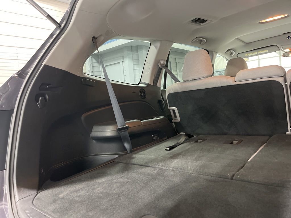Used 2020 Honda Pilot LX image 38
