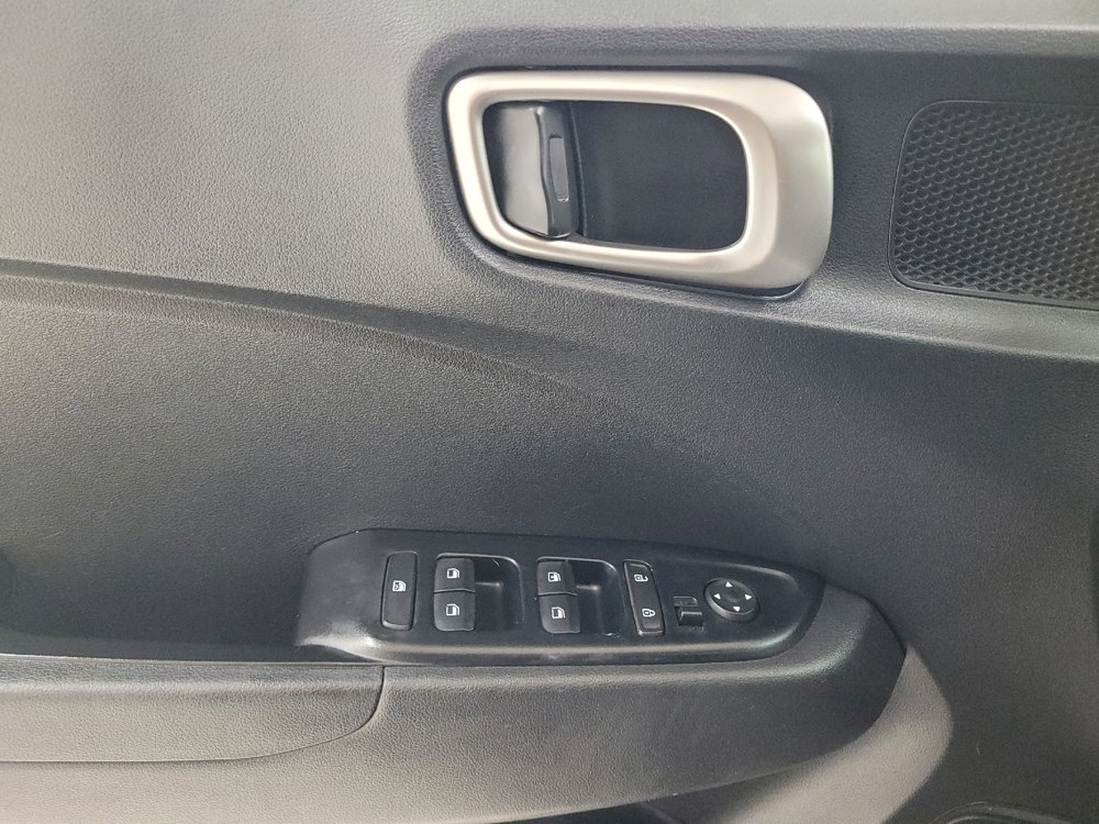 Used 2021 Hyundai Venue SE FWD image 27