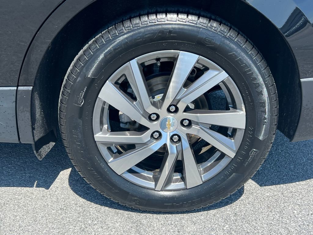Used 2023 Chevrolet Equinox Premier AWD/4WD image 13