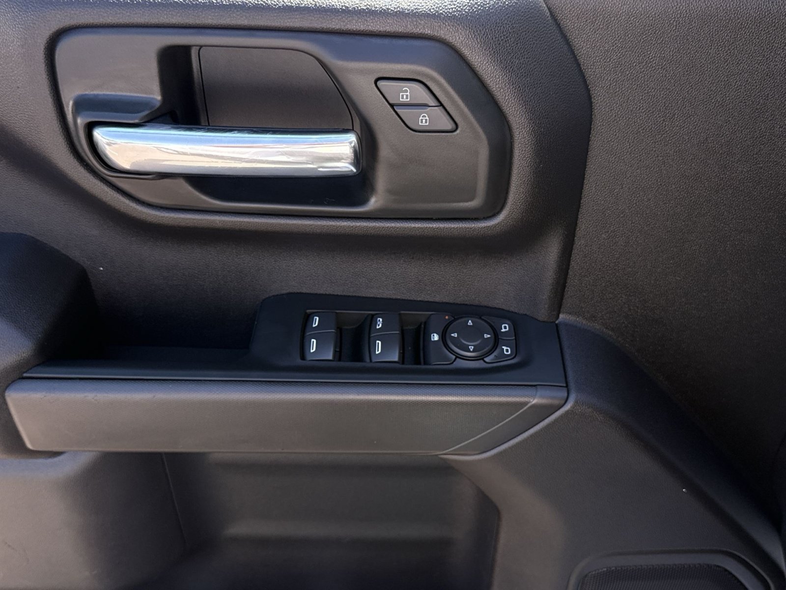 Used 2024 Chevrolet Silverado 1500 Custom AWD/4WD image 13