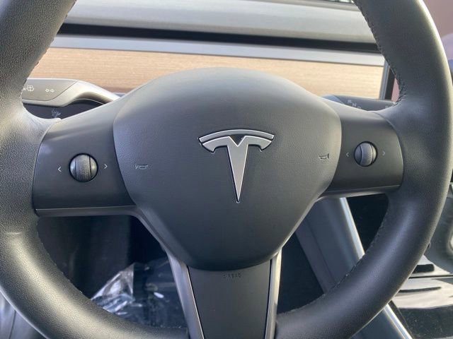 Used 2020 Tesla Model Y Long Range image 19