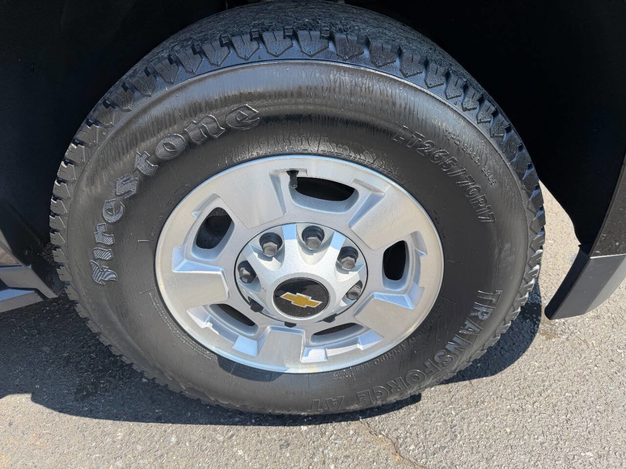 Used 2019 Chevrolet Suburban 3500 LT AWD/4WD image 6