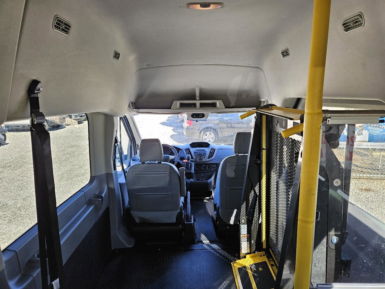 Used 2017 Ford Transit 350 XL RWD image 36