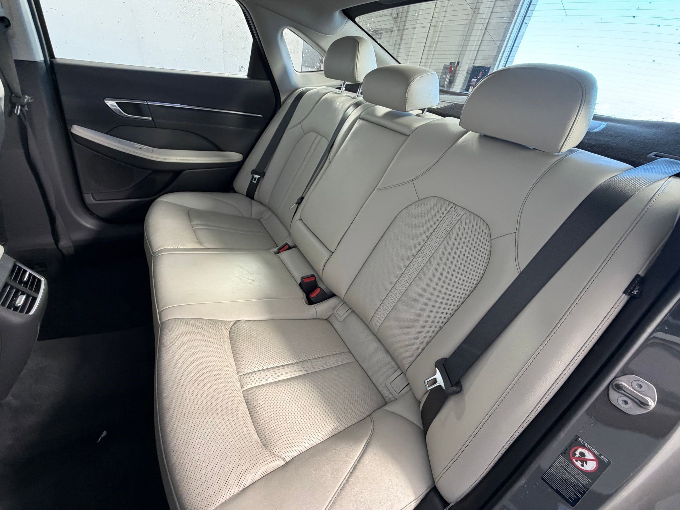 Used 2023 Hyundai Sonata Limited image 29