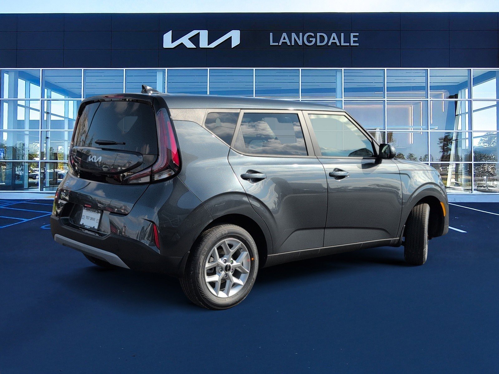 New 2025 Kia Soul LX image 4