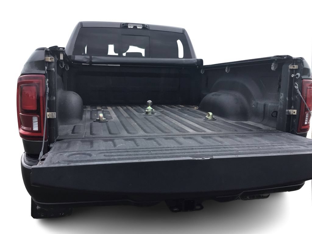 Used 2025 RAM 2500 Laramie AWD/4WD image 13