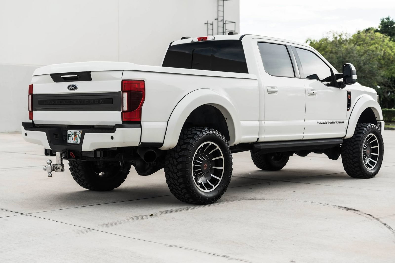 Used 2020 Ford F250 Lariat w/ Lariat Ultimate Package AWD/4WD image 5