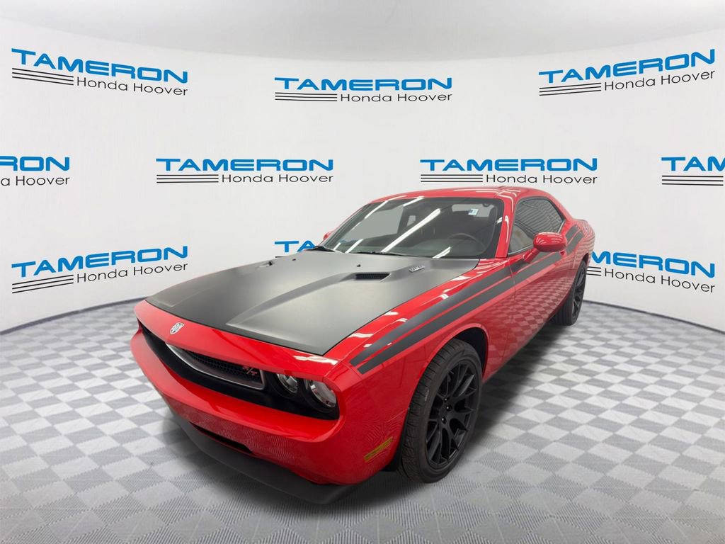 Used 2010 Dodge Challenger R/T image 1