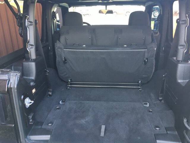 Used 2021 Jeep Wrangler Sport w/ LED Headlamp & Fog Lamp Group image 24