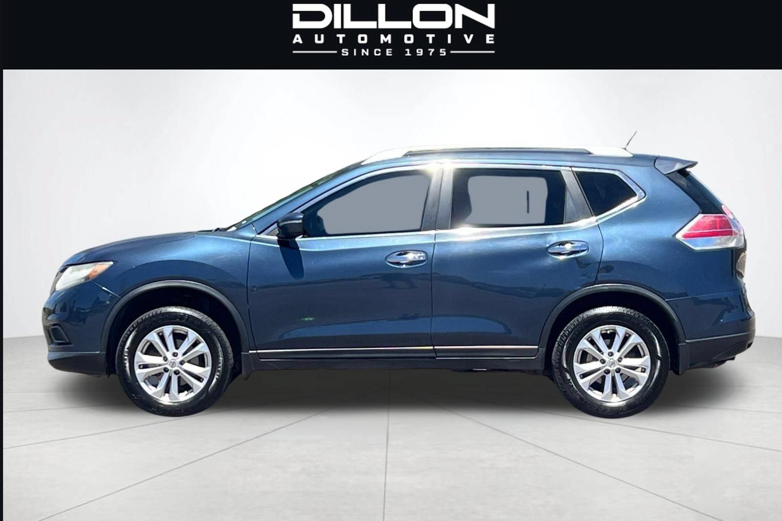 Used 2015 Nissan Rogue SV AWD/4WD image 35