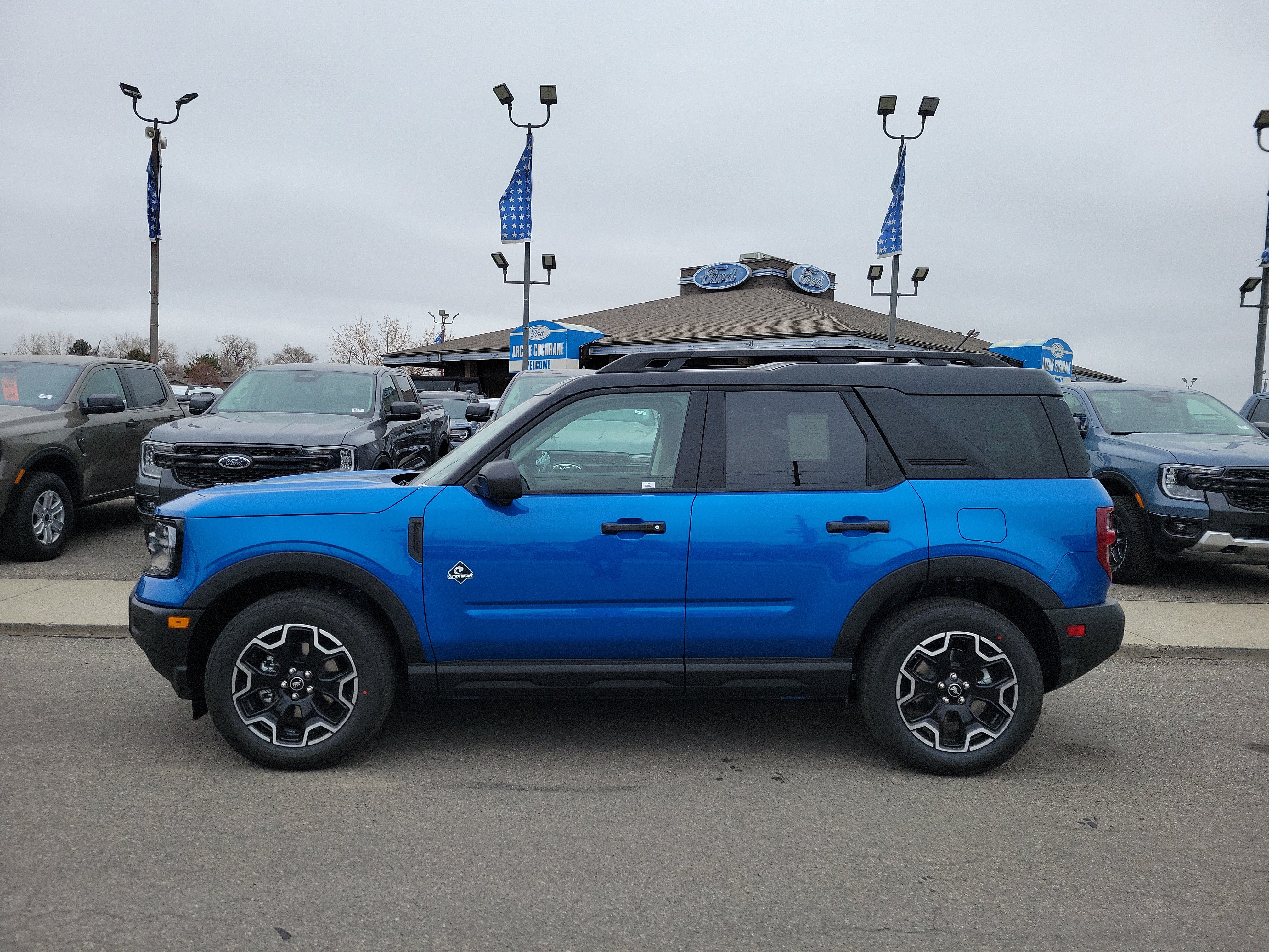New 2026 Ford Bronco Sport Outer Banks w/ Outer Banks Tech Package+ AWD/4WD image 2