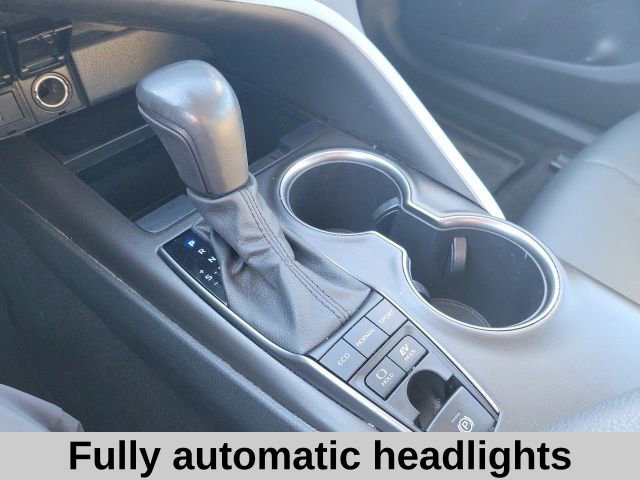Used 2024 Toyota Camry SE image 7
