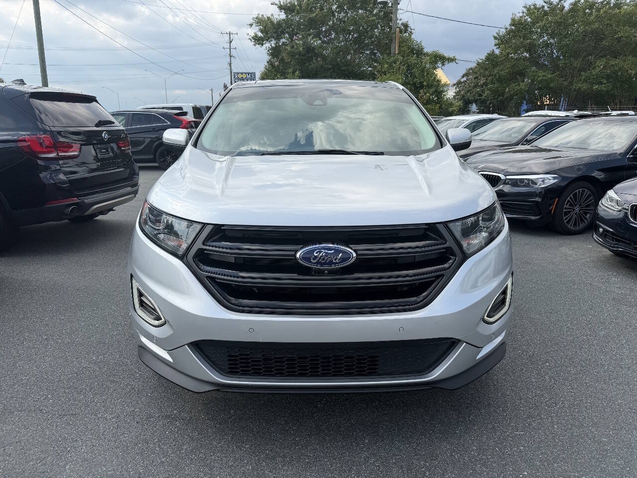 Used 2018 Ford Edge Sport w/ Equipment Group 401A AWD/4WD image 2