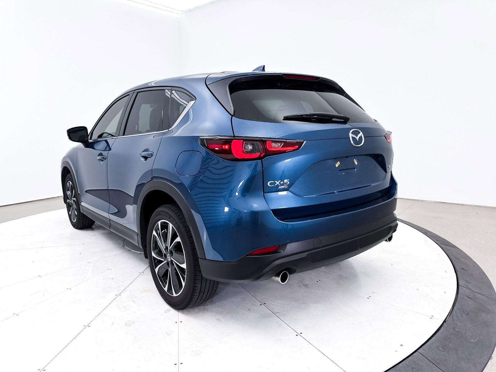 Used 2023 MAZDA CX-5 AWD 2.5 S w/ Premium Package image 17