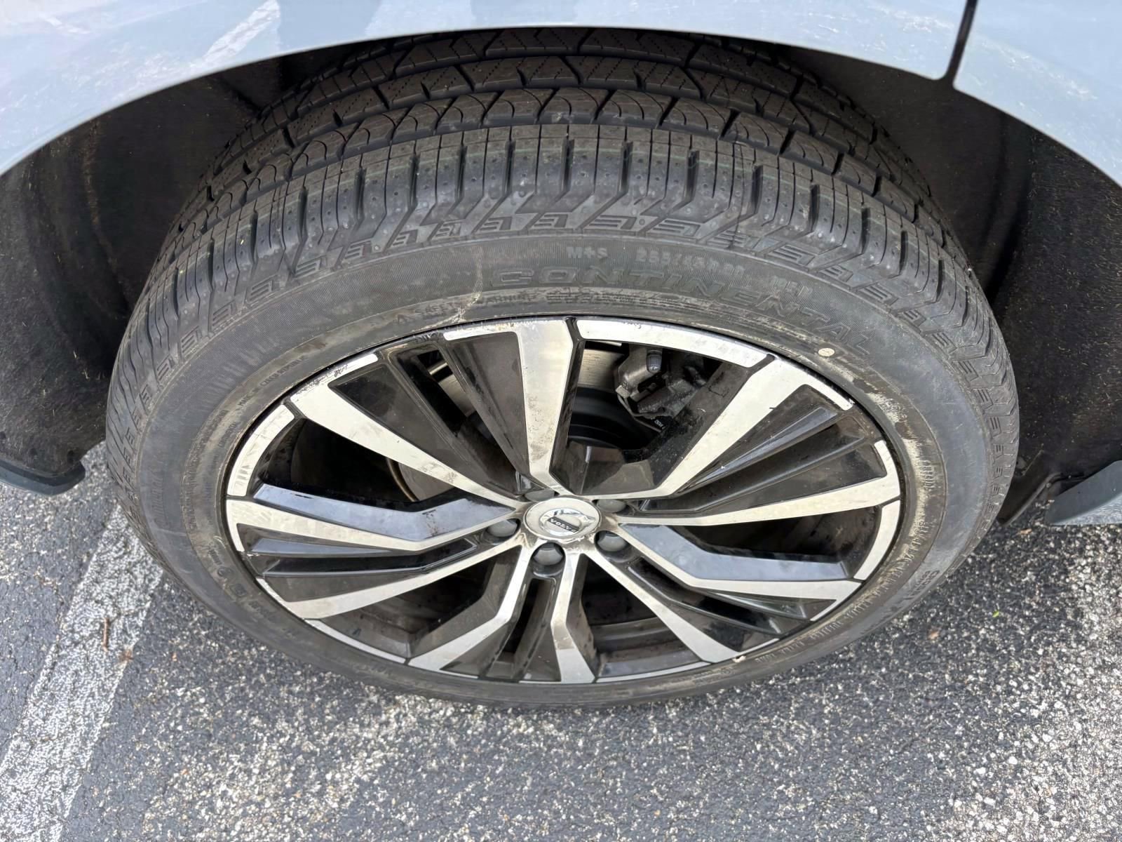 Used 2023 Volvo XC60 B5 Plus w/ Climate Package image 10