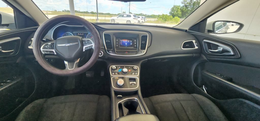 Used 2016 Chrysler 200 Limited FWD image 16