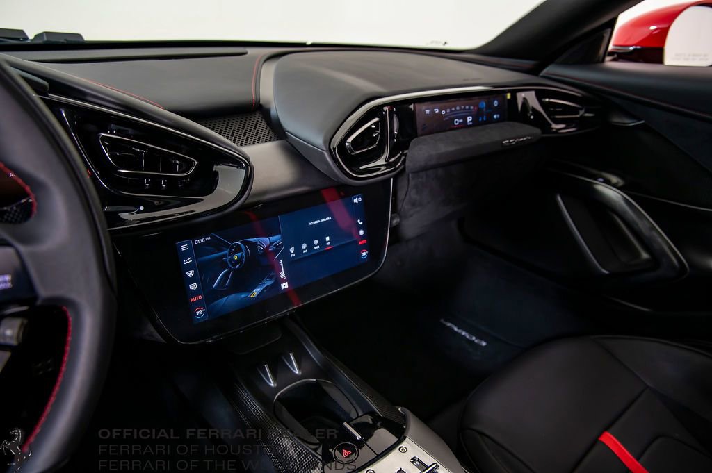 Used 2025 Ferrari 12Cilindri image 17