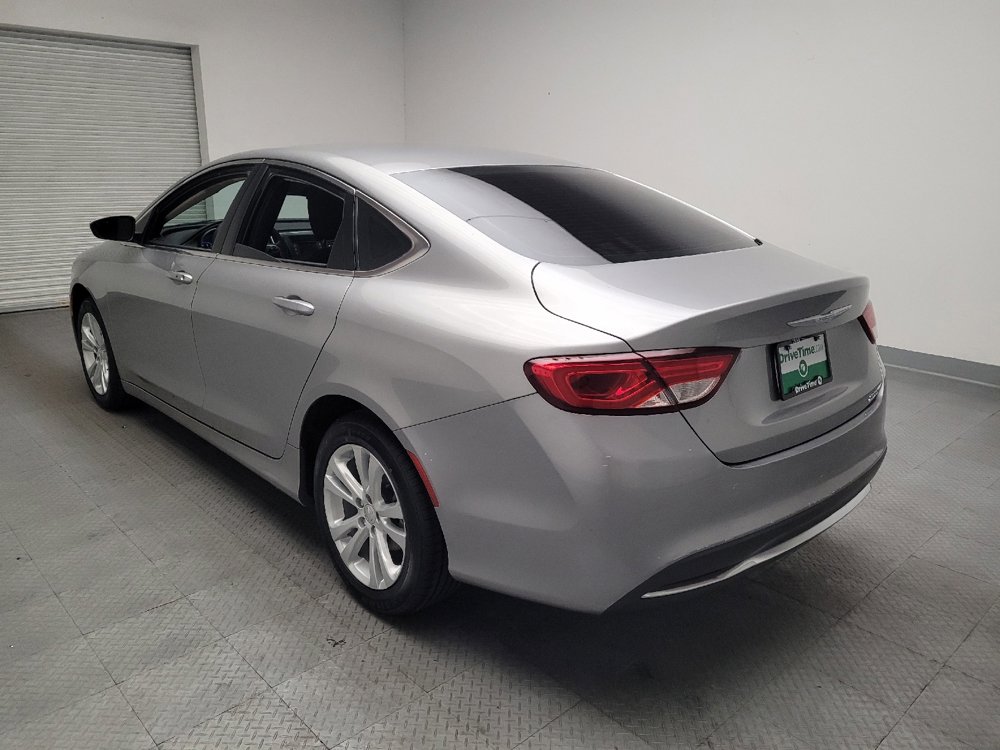 Used 2015 Chrysler 200 Limited FWD image 5