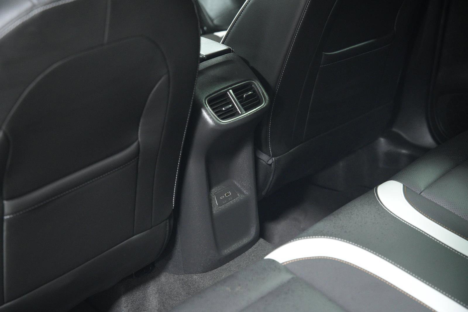 Used 2025 Buick Envision Sport Touring image 22