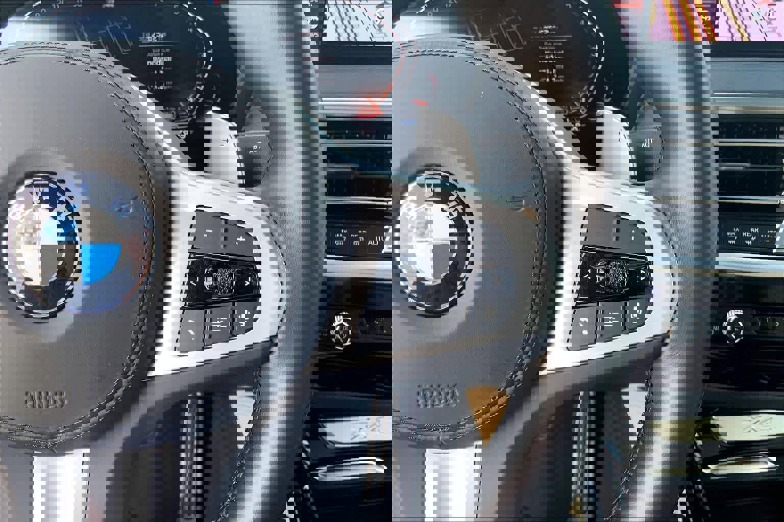 Used 2024 BMW X4 xDrive30i w/ M Sport Package image 20