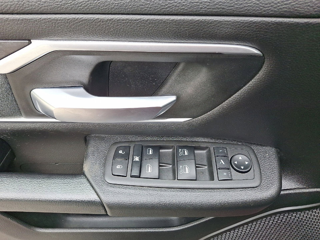 Certified 2022 RAM 1500 Big Horn AWD/4WD image 10