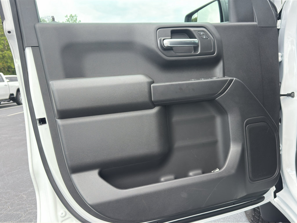 New 2026 Chevrolet Silverado 1500 Custom w/ Turbomax Blackout Package AWD/4WD image 31