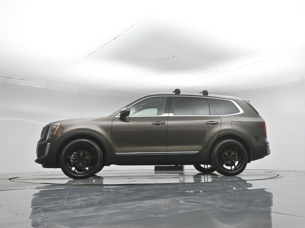 Used 2020 Kia Telluride EX w/ EX Premium Package AWD/4WD image 7