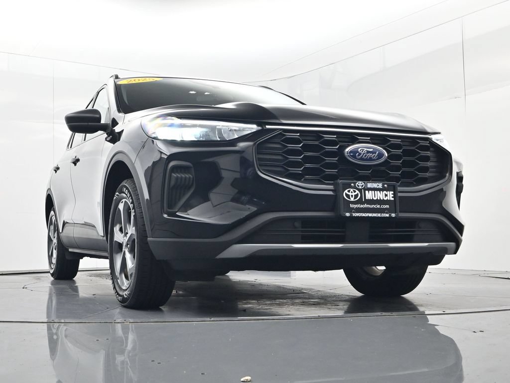 Used 2025 Ford Escape ST-Line AWD/4WD image 39