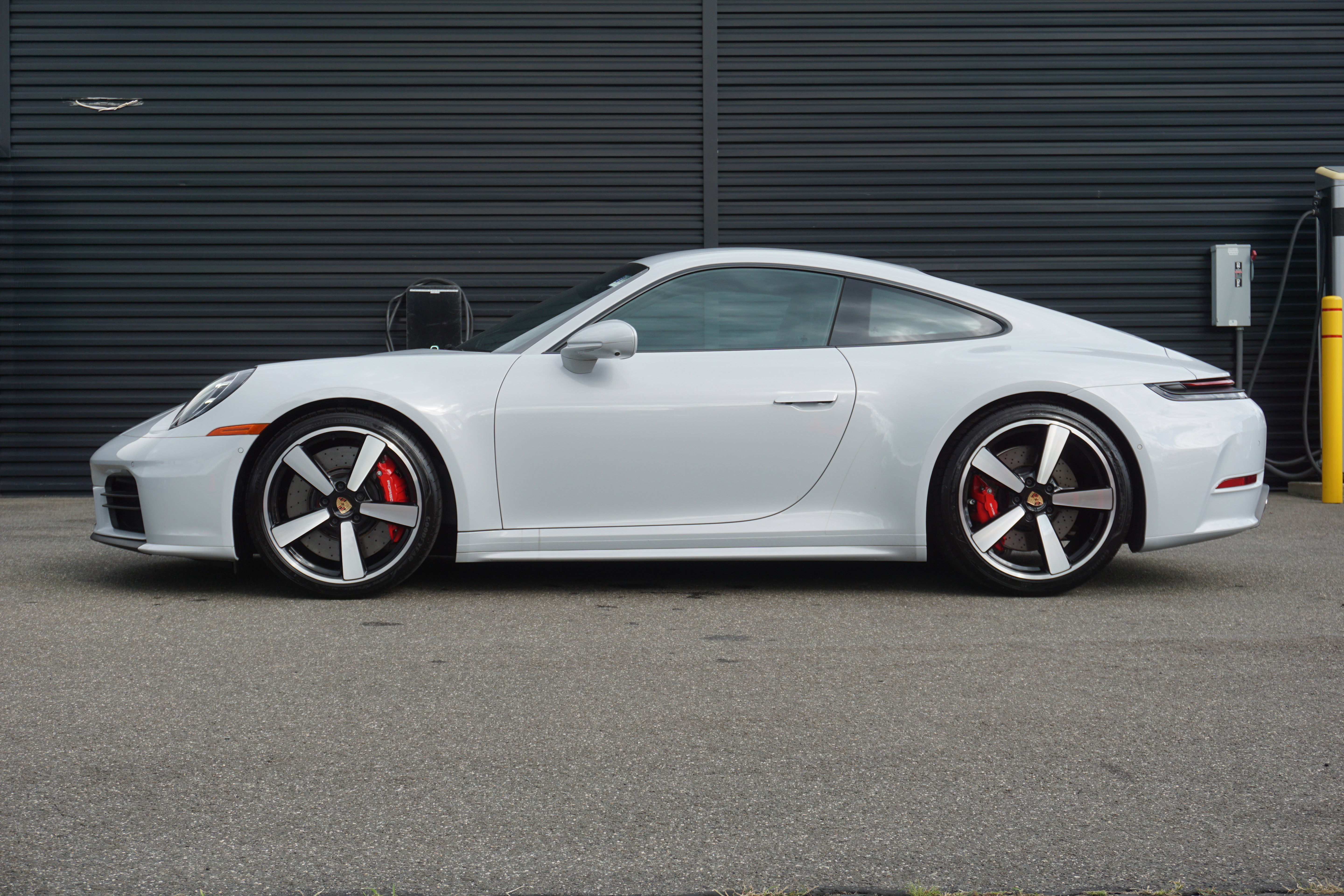 Certified 2025 Porsche 911 Carrera S RWD image 2