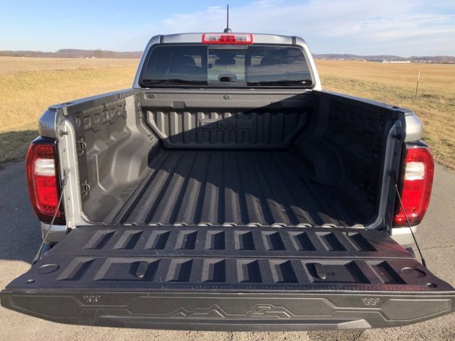 Used 2025 GMC Canyon Elevation w/ Convenience Package image 32