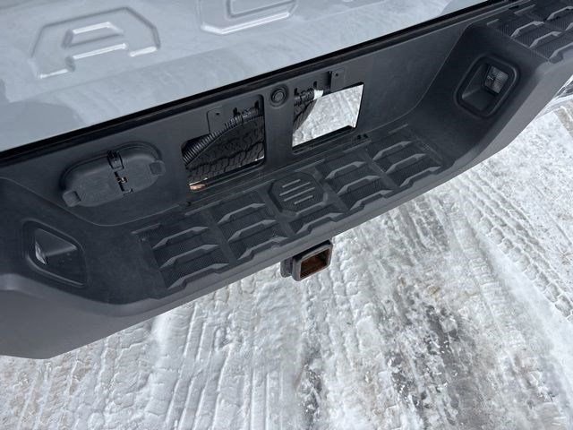 Used 2020 Toyota Tacoma TRD Off-Road image 32