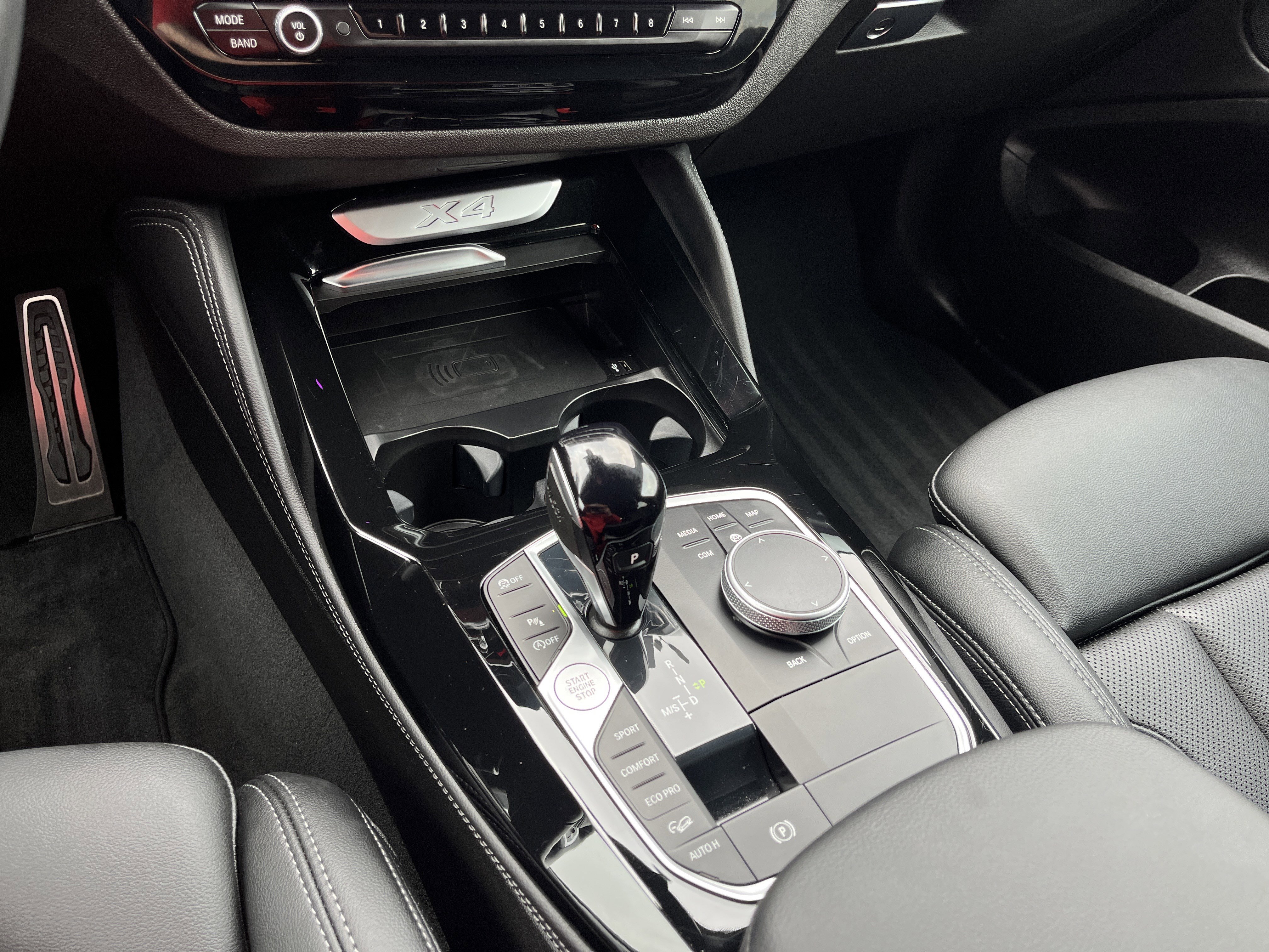 Used 2025 BMW X4 xDrive30i image 12