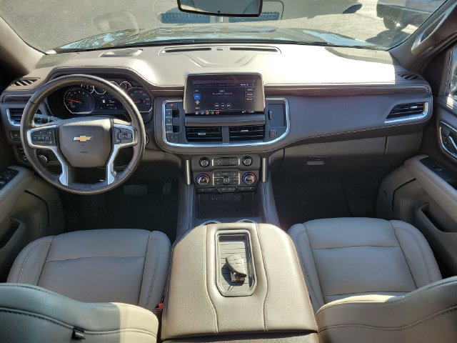 Used 2021 Chevrolet Suburban LT w/ LT Signature Plus Package AWD/4WD image 8
