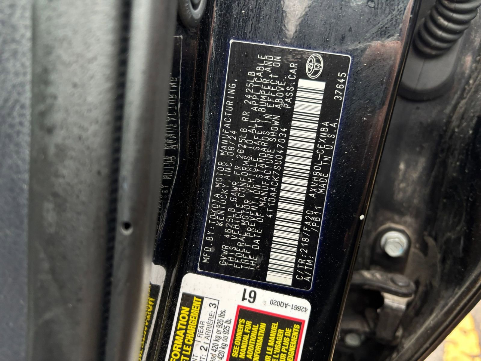 Used 2025 Toyota Camry LE image 29