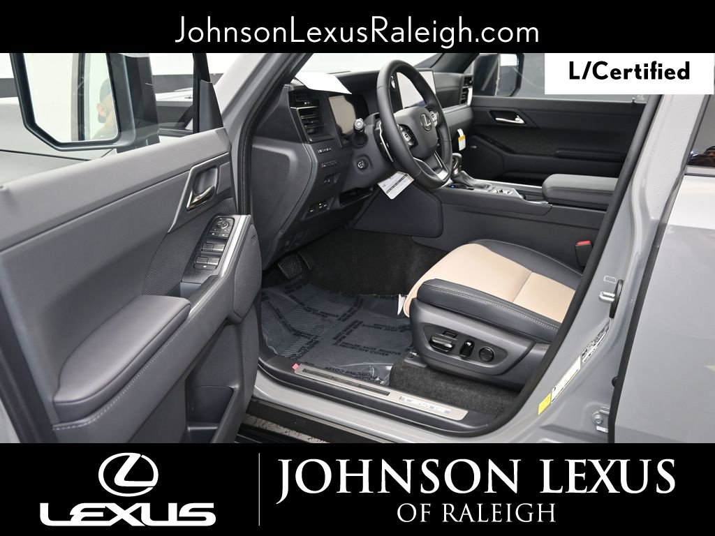 Certified 2025 Lexus GX 550 AWD/4WD image 10