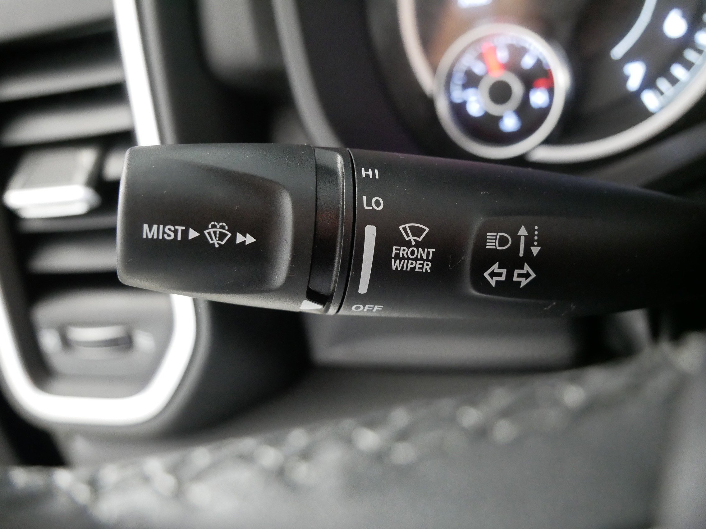 Used 2025 RAM 1500 Big Horn image 30