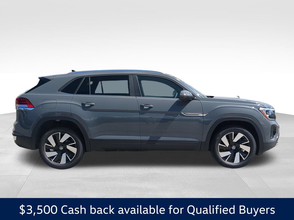 New 2026 Volkswagen Atlas Cross Sport SE FWD image 2