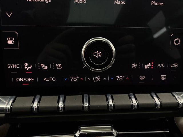 New 2026 GMC Yukon Denali w/ Denali Reserve Package image 32