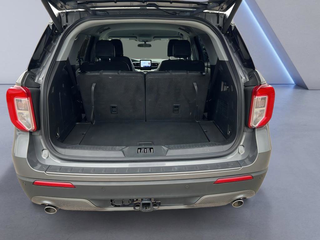 Used 2023 Ford Explorer XLT w/ Equipment Group 202A image 19