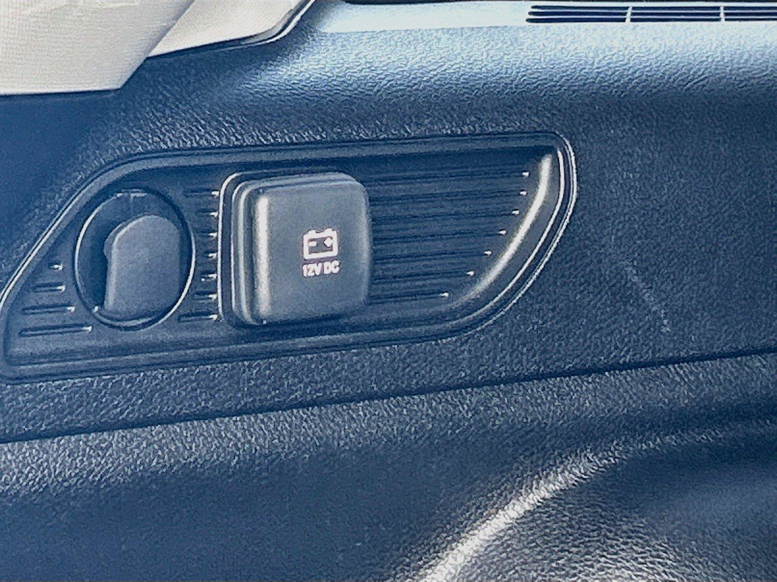 Used 2023 Jeep Grand Cherokee Laredo AWD/4WD image 15