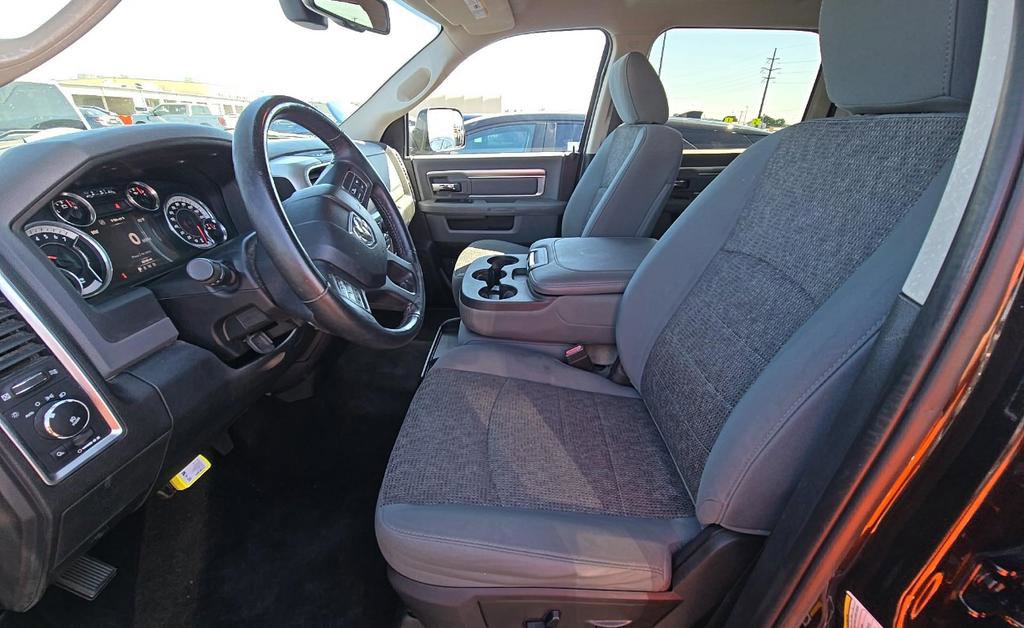 Used 2016 RAM 2500 Big Horn w/ Black Appearance Group AWD/4WD image 12