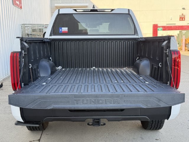 Used 2023 Toyota Tundra SR5 AWD/4WD image 32