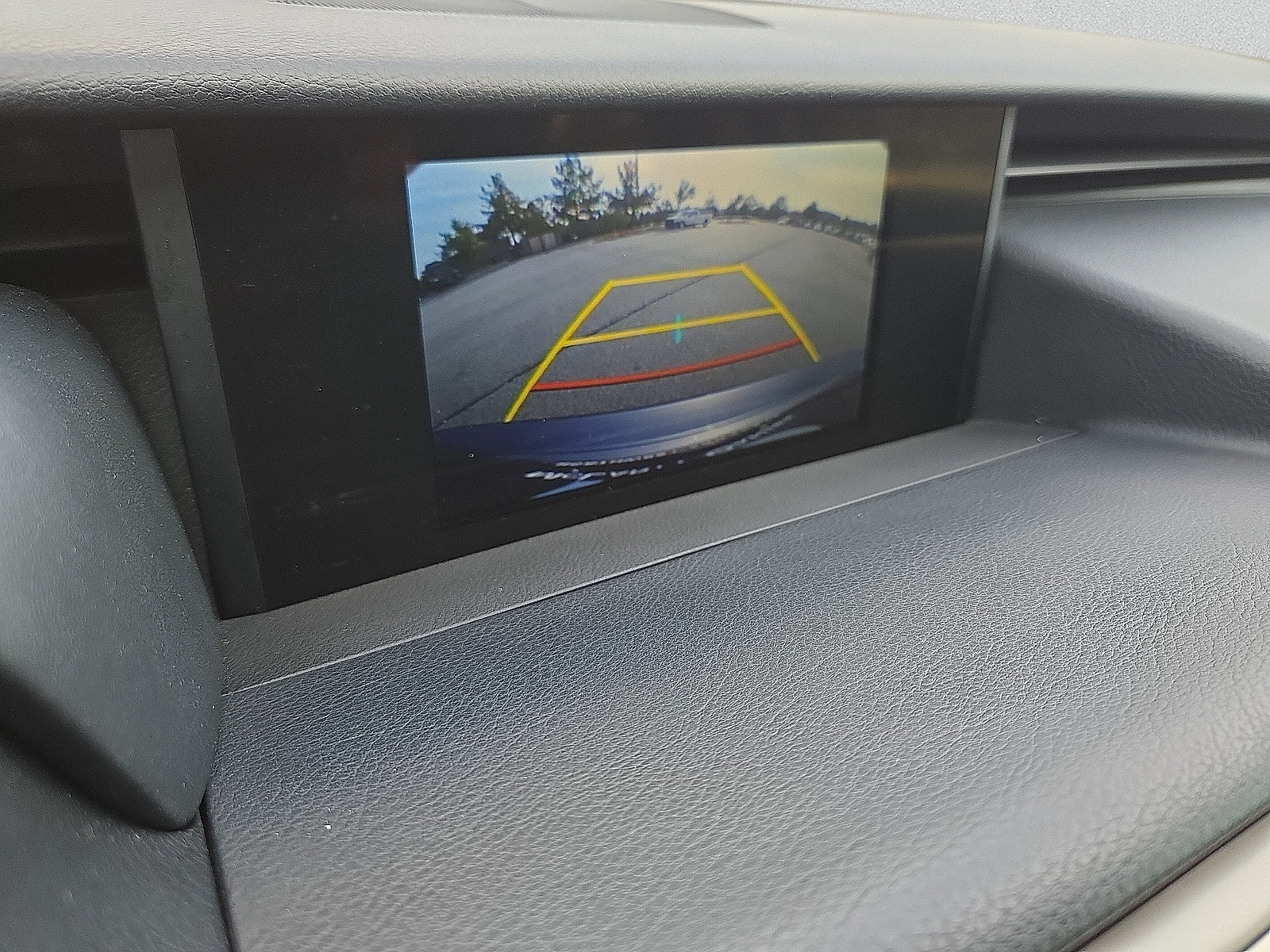 Used 2017 Lexus IS 200t RWD image 17