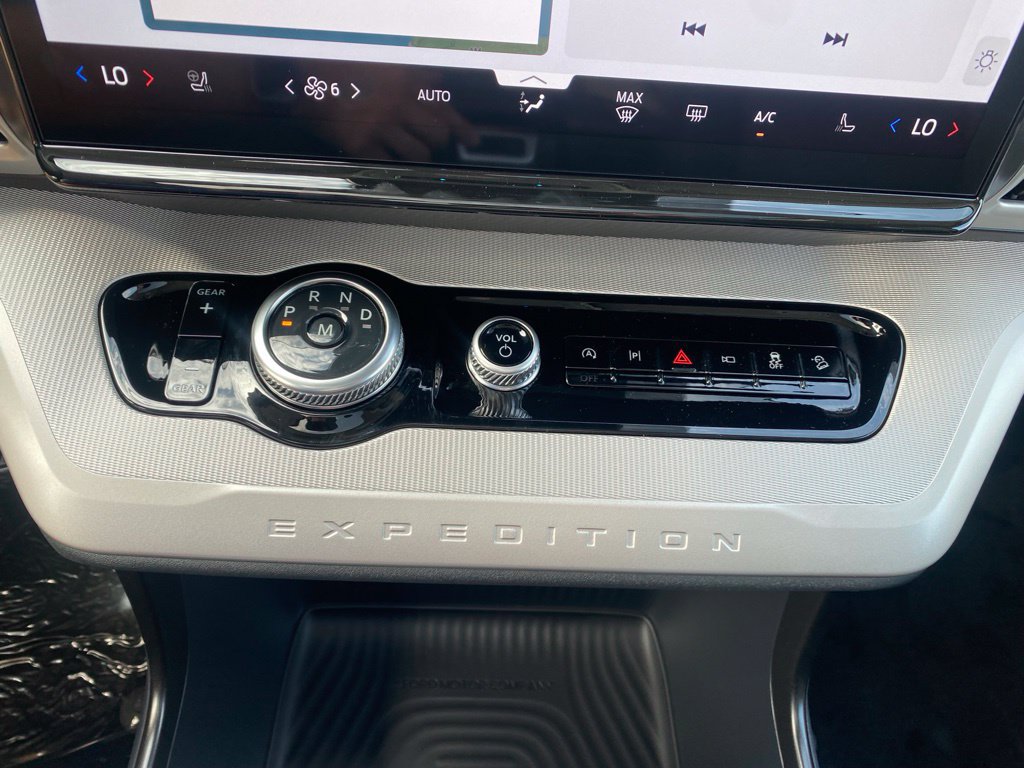 New 2027 Ford Expedition Active AWD/4WD image 22