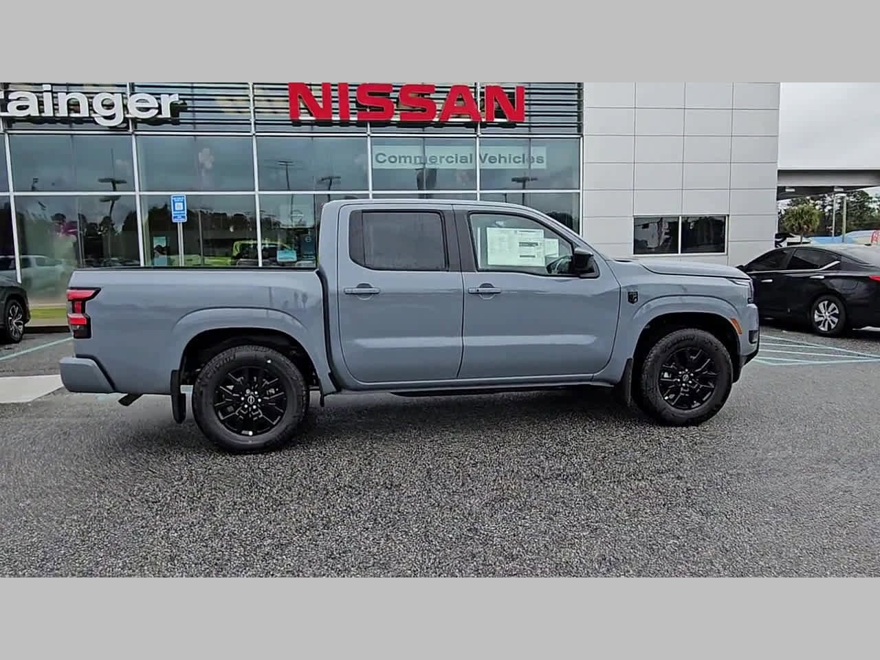 New 2026 Nissan Frontier SV image 34