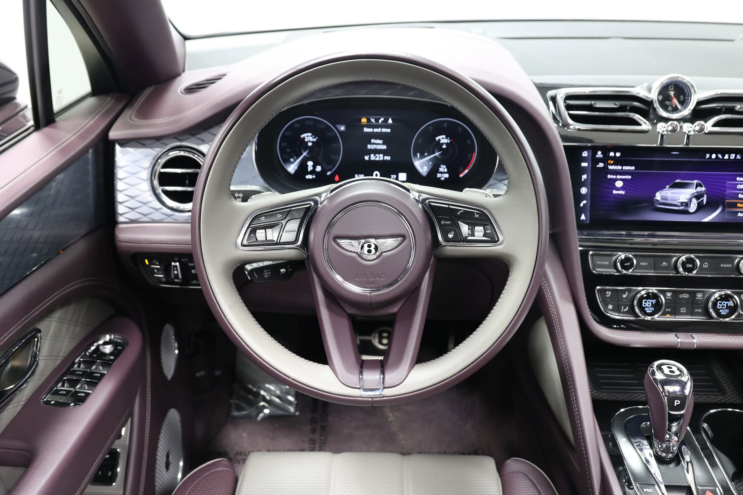 Used 2023 Bentley Bentayga Extended Wheelbase image 26