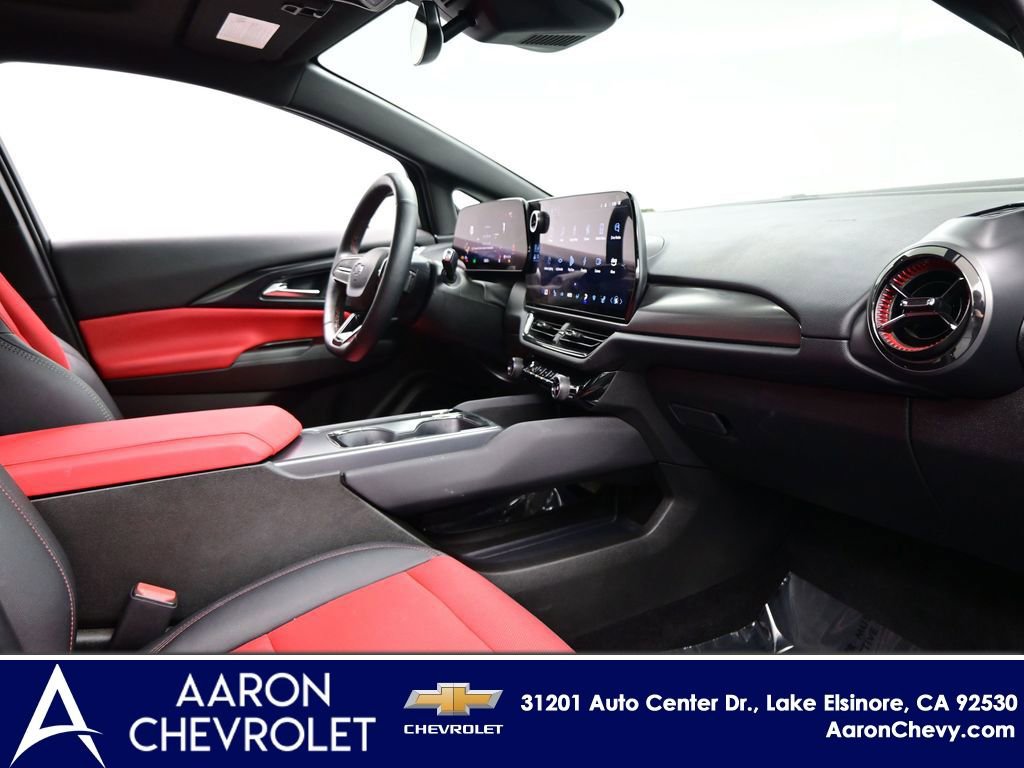 New 2025 Chevrolet Equinox EV RS image 10