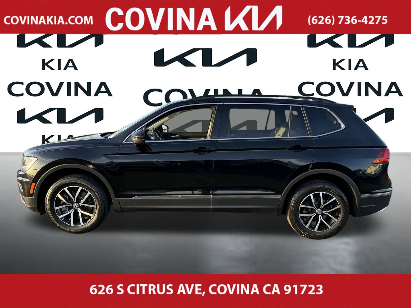 Used 2021 Volkswagen Tiguan SE w/ Panoramic Sunroof Package image 5