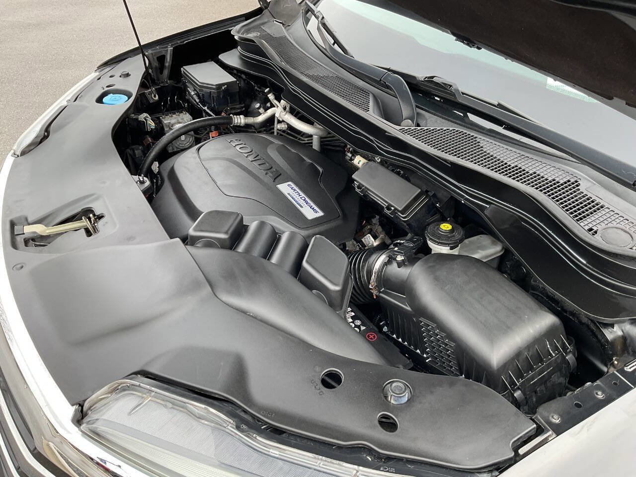 Used 2016 Honda Pilot Touring image 57