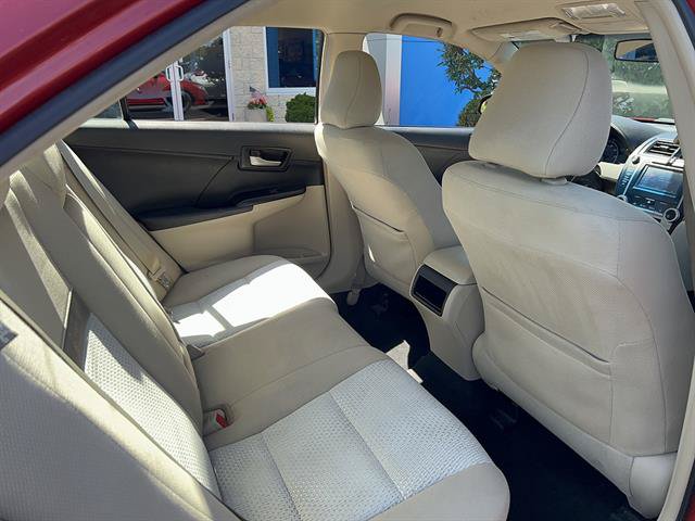 Used 2012 Toyota Camry LE FWD image 22